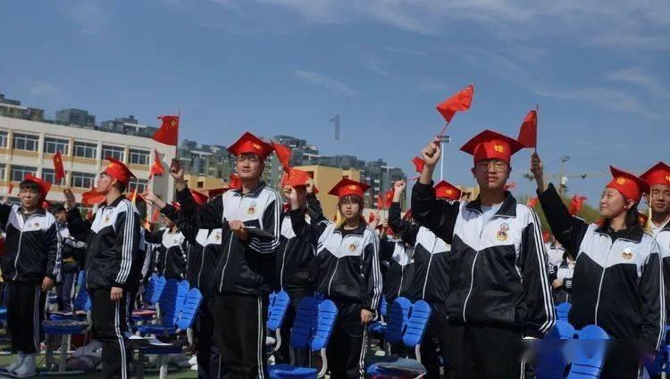 送客户什么礼品好?-XXX红迪网,畅所欲言,快来加入吧!